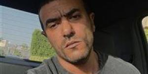 دون الشارب.. أحمد العوضي يخطف انظار متابعيه في أحدث ظهور له - الهلال الإخباري