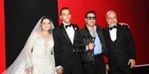 سعد الصغير وأحمد شيبه يشعلان زفاف نجل المنتج ياسر نوار - الهلال الإخباري