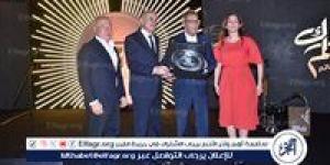 محافظ الأقصر يشهد احتفال البنك الأهلي لتكريم عملاء المشروعات الصغيرة بمعبد الأقصر - الهلال الإخباري