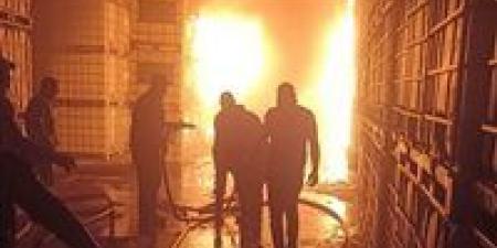 نشوب حريق هائل في مخزن عبوات بلاستيك بالمنوفية - الهلال الإخباري