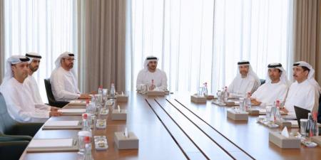 مكتوم بن محمد: تطوير القطاع الاقتصادي والمالي في دبي لمواكبة التغيرات وتجاوز الطموحات - الهلال الإخباري