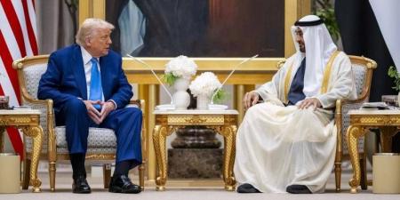 ترامب: محمد بن زايد إنسان عظيم.. وفخور بزيارتي للإمارات - الهلال الإخباري