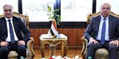 رئيس جهاز حماية المستهلك يلتقي وزير الطيران المدني لبحث سُبل التعاون بين الجانبين - الهلال الإخباري
