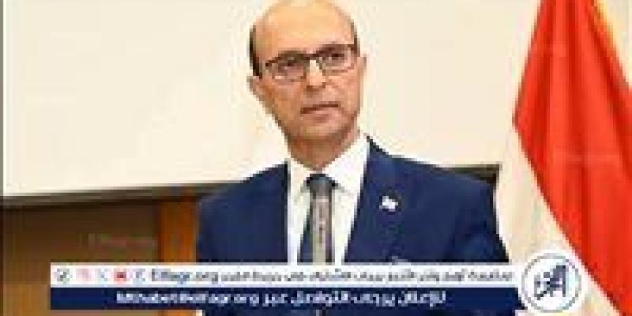 "لاول مرة بالصعيد" فريق طبي بجامعة أسيوط يجري جراحة نوعية لاستخراج مقذوف ناري من رئة فتاة بالمنظار - الهلال الإخباري