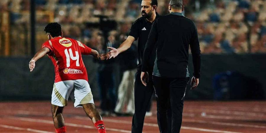 الأهلي يعتلي صدارة الدوري المصري بعد سقوط بيراميدز.. والزمالك خارج المنافسة - الهلال الإخباري