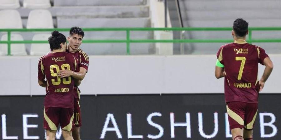 المباراة شهدت طرداً غريباً.. دبا الحصن يخسر أمام الوحدة ويودع دوري أدنوك للمحترفين - الهلال الإخباري