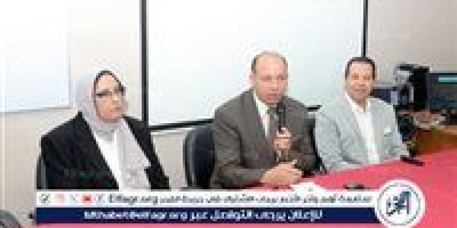 رئيس جامعة المنصورة يلتقي أعضاء الشؤون القانونية ضمن برنامج تدريب قيادات الصف الثاني - الهلال الإخباري
