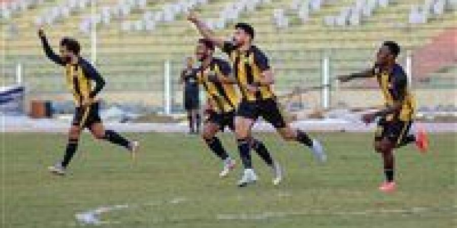 أصحاب اللون الأصفر يعودون بين الكبار.. رسميا المقاولون العرب ووادي دجلة في الدوري الممتاز - الهلال الإخباري