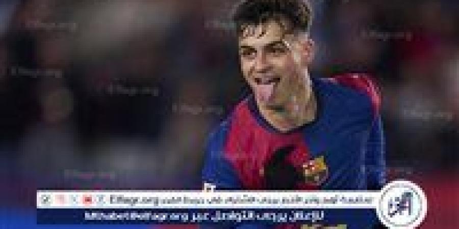 بيدري يحتفل بتتويج برشلونة بلقب الليغا ويهدي الانتصار لعائلته: "هذا نادِ أحلامي" - الهلال الإخباري
