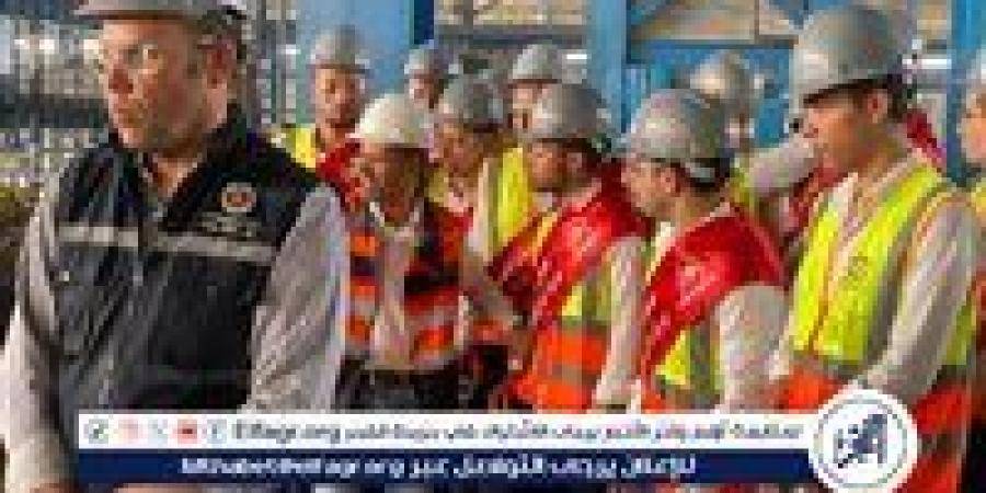 طلاب علوم حلوان في زيارة ميدانية لشركة صلب مصر - الهلال الإخباري