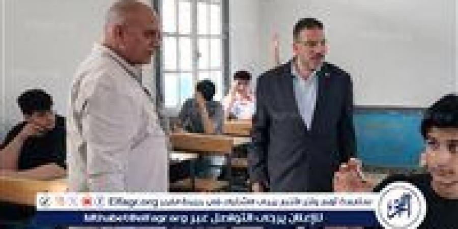 وكيل مديرية تعليم الدقهلية يتفقد امتحانات صفوف النقل بإدارة دكرنس..صور - الهلال الإخباري