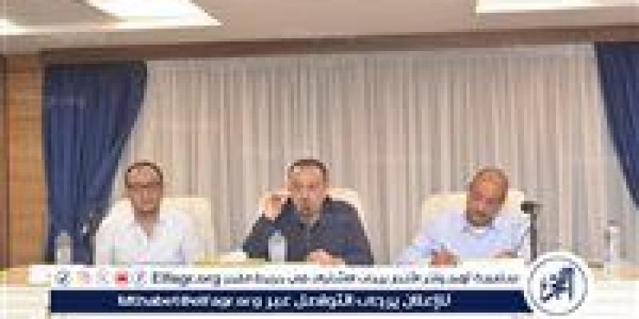 تعرف على اهم قرارات المجلس التنفيذي لمحافظة أسيوط اليوم - الهلال الإخباري