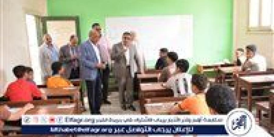 انتظام 126 ألف طالب وطالبة في 591 لجنه شهادة اعدادية في الدقهلية لأداء امتحان الجبر والدراسات - الهلال الإخباري