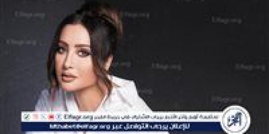 «لسه كنت بتكلمني امبارح».. لطيفة تعلن عن وفاة شقيقها - الهلال الإخباري