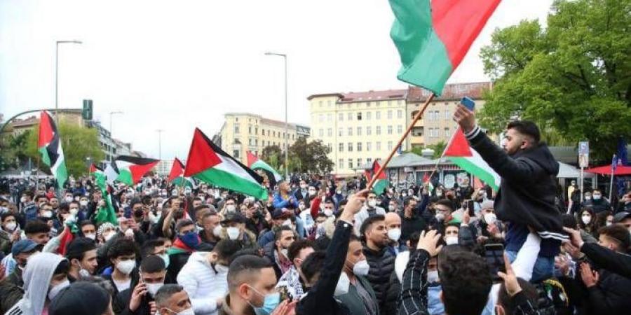 مجلس أوروبا يطالب ألمانيا بضمان حرية التظاهرات المؤيدة لغزة - الهلال الإخباري