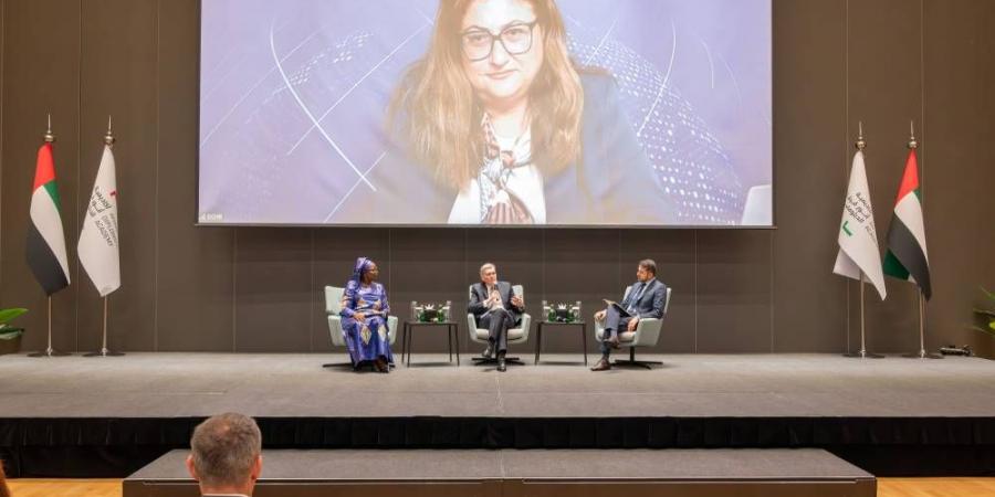 «قرقاش الدبلوماسية» تستضيف جلسة آليات حقوق الإنسان - الهلال الإخباري